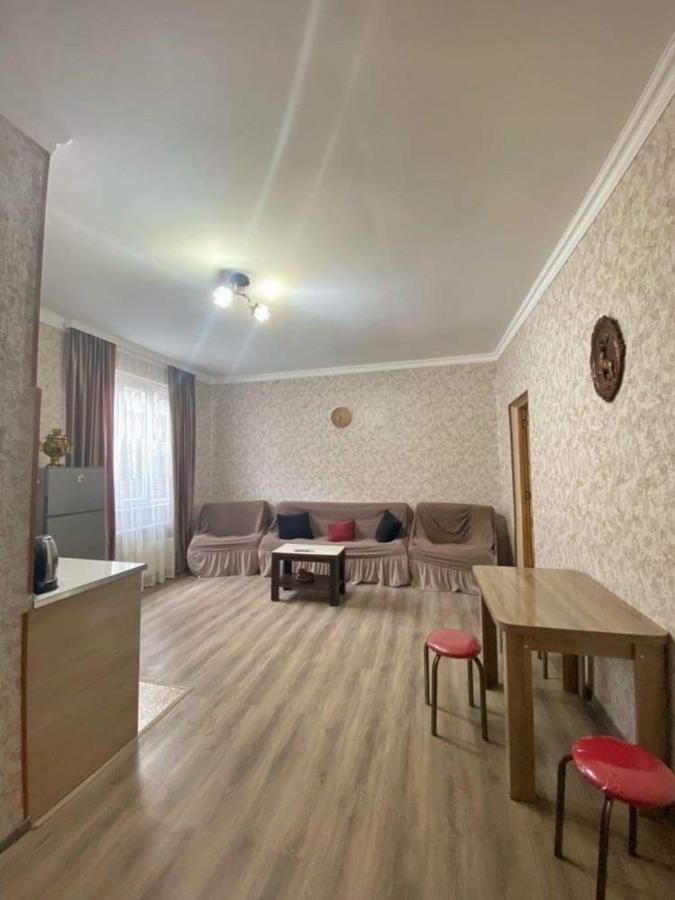 Achela'S Guesthouse Borjomi Exterior photo